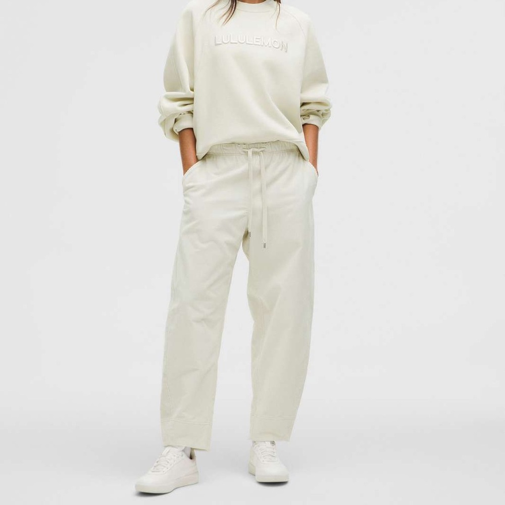 Lululemon Corduroy Relaxed Mid Rise Pull On Pant